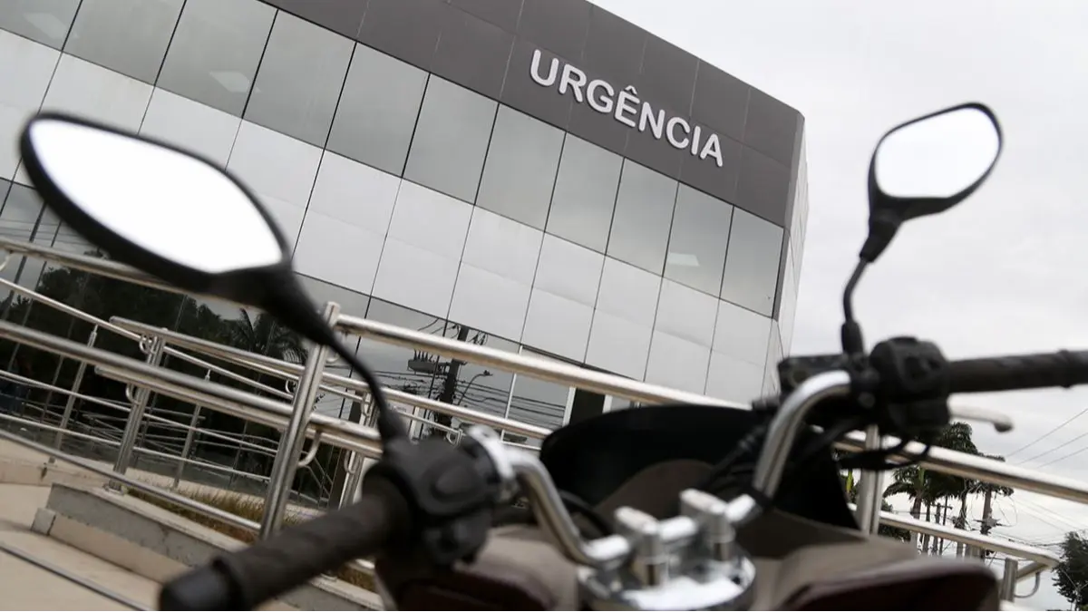 Imagem ilustrativa da matéria: Acidentes com motos crescem em Campos e aumentam pressão sobre o Hospital Ferreira Machado